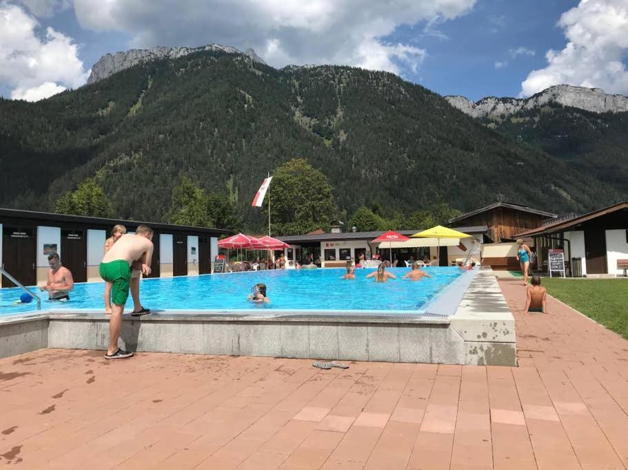 Grubhof Castle Flat For Families Apartment Sankt Martin bei Lofer Luaran gambar